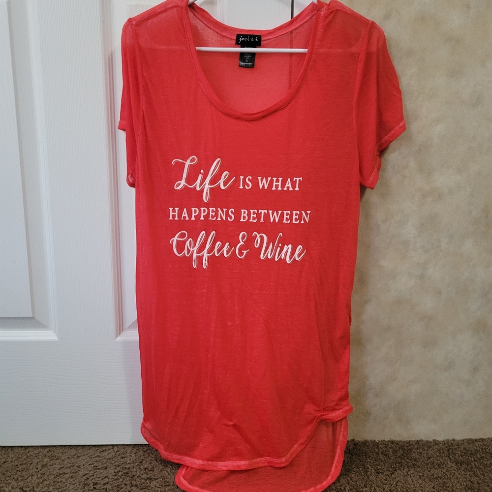 Woman's tee shirt